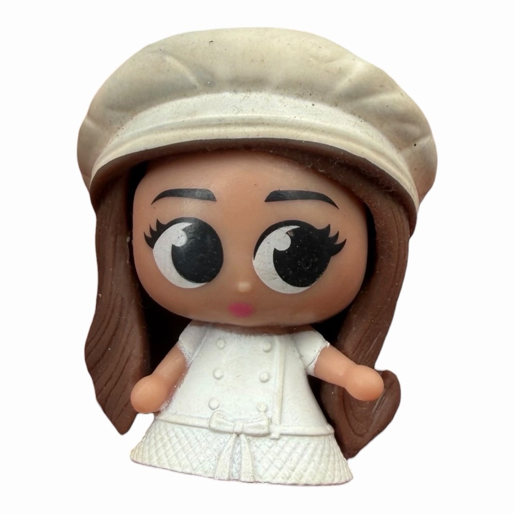 Disney Doorables Series 6 Ratatouille Colette Tatou Chef Mini Figure